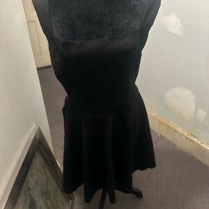 SHEIN Very Light Weight ‘Corduroy’ Black Bib Top Jumper